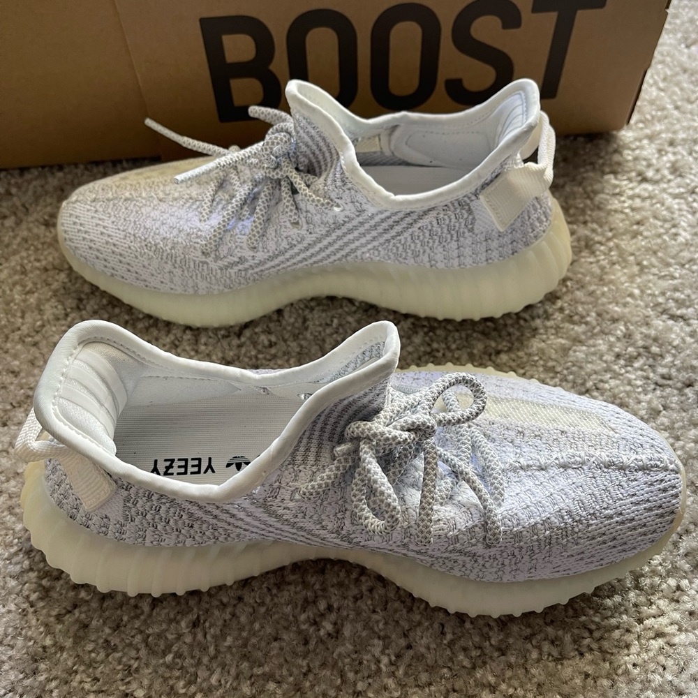 YEEZY BOOST 350